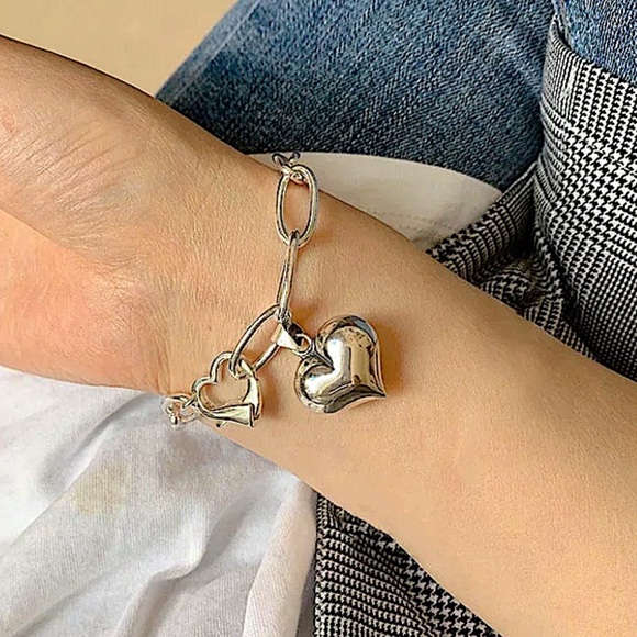 Heart Charm Sterling Silver Chain Link Bracelet - Picture 2 of 5